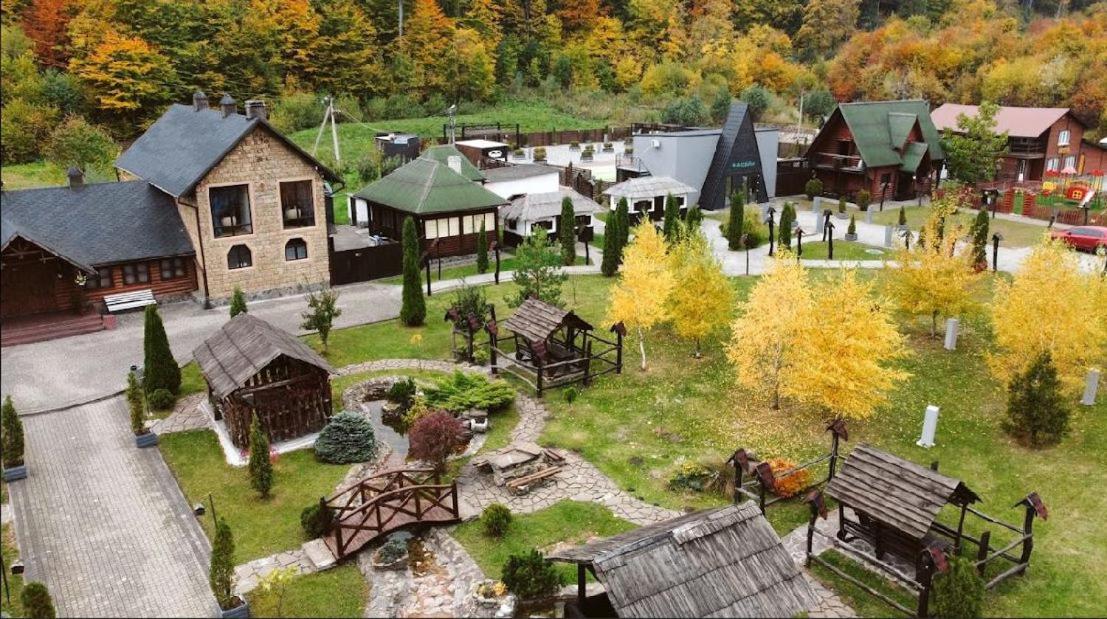 Hotel Orlyne Gnizdo Czernowitz Exterior foto